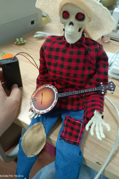 Halloween Banjo Skeleton Decoration